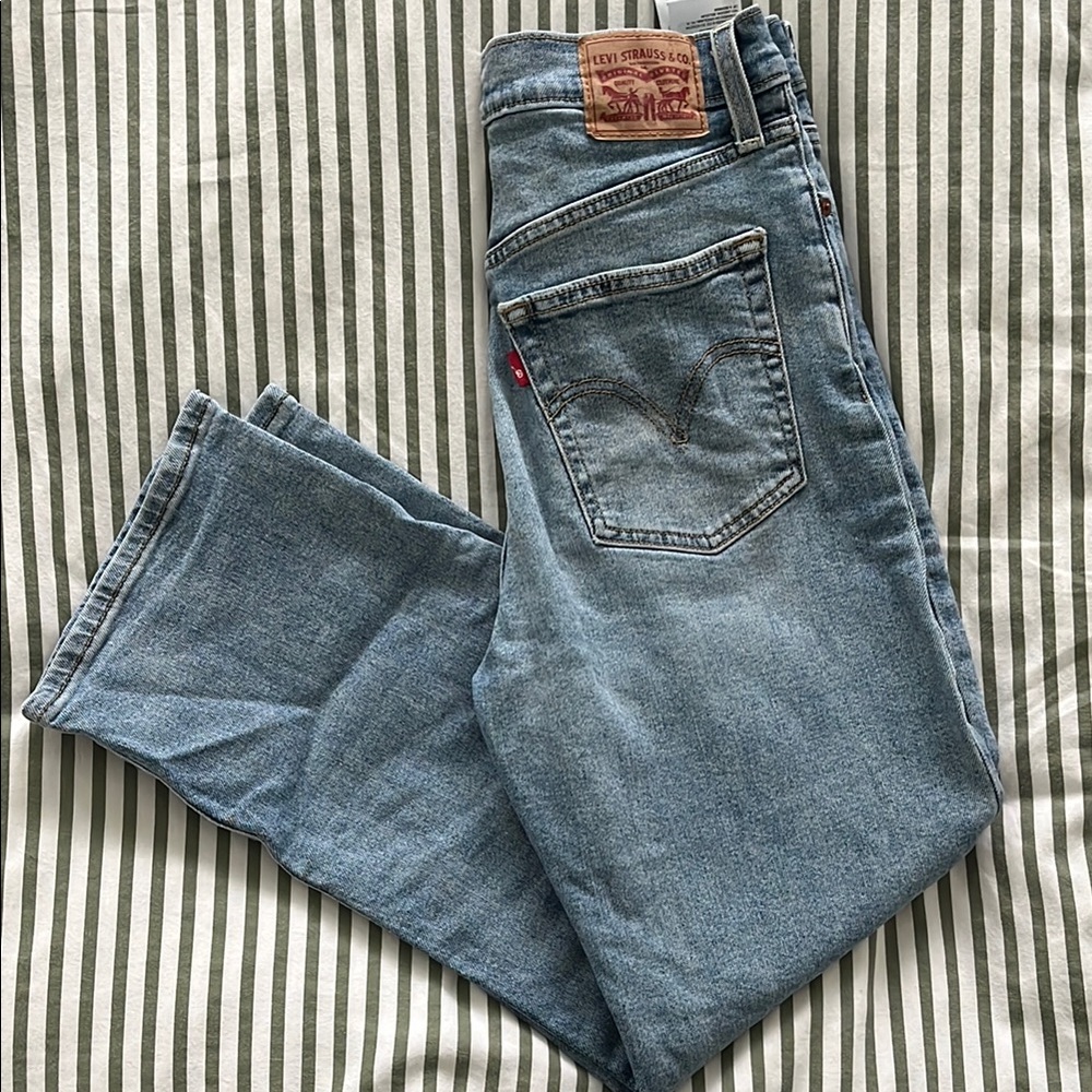 Levi's rib cage Blue Jeans